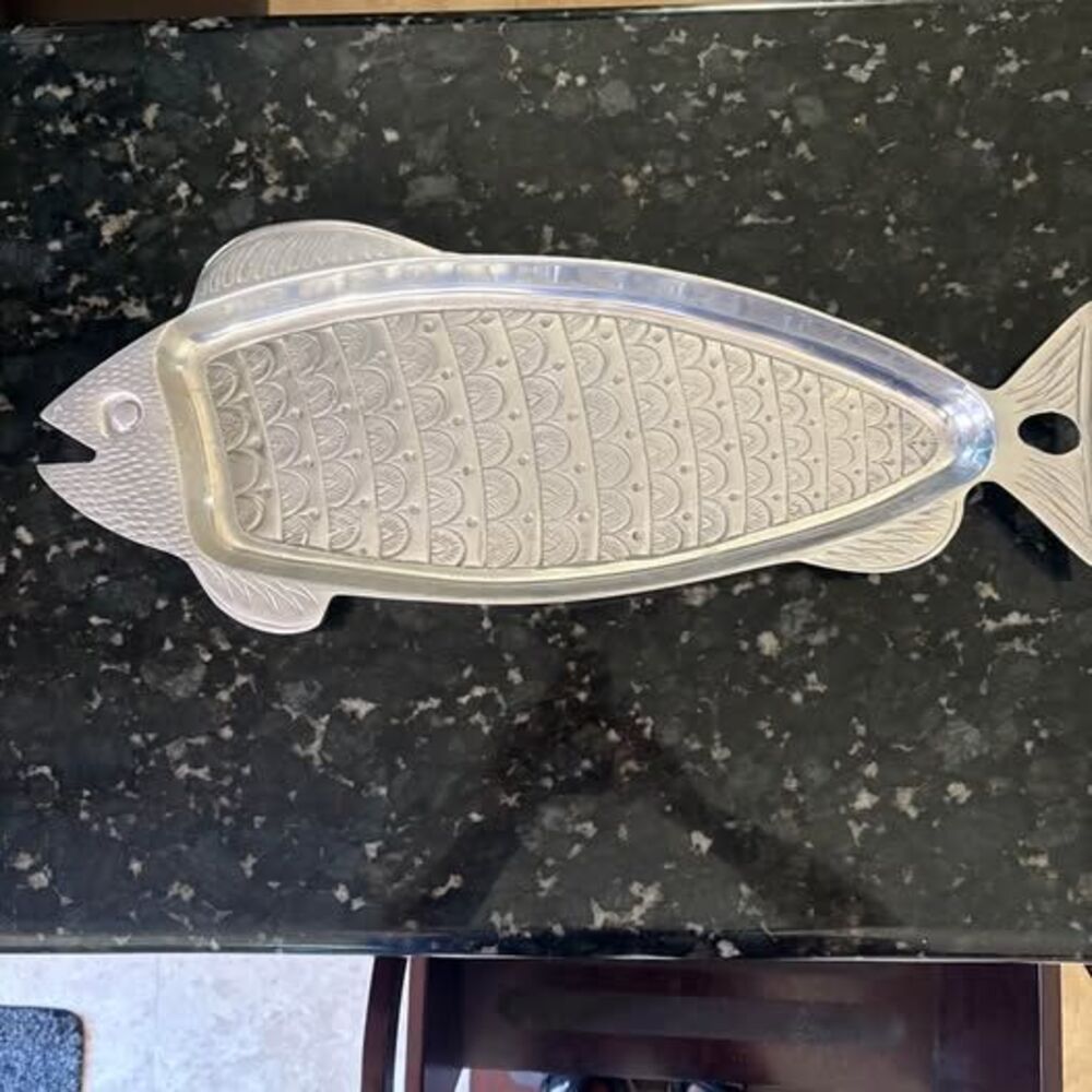 Fish Shaped Serving Tray Pewter/aluminum Coastal Kitchen Vintage 22"